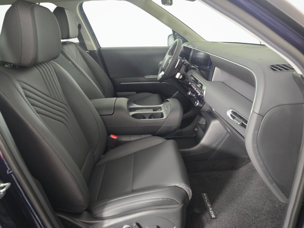 Used 2026 Hyundai Palisade SEL AWD/4WD image 29