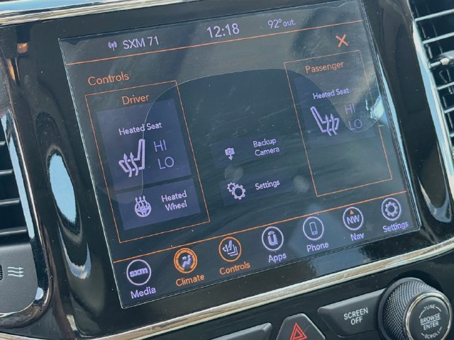 Used 2020 Jeep Grand Cherokee Limited AWD/4WD image 21