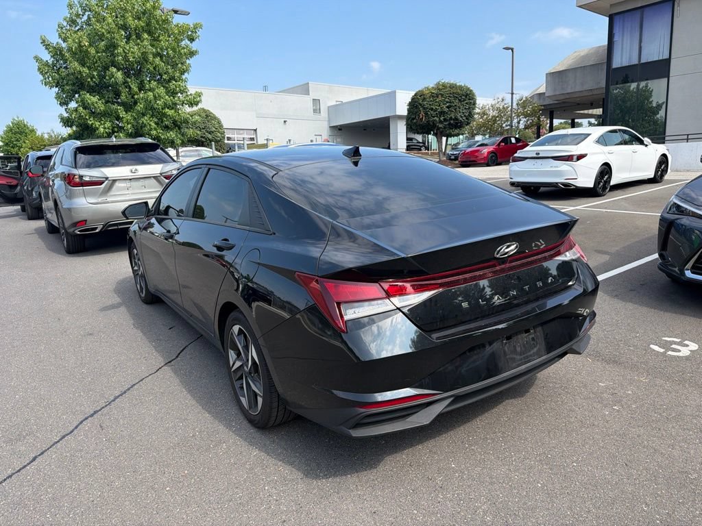 Used 2023 Hyundai Elantra SEL w/ Convenience Package FWD image 14