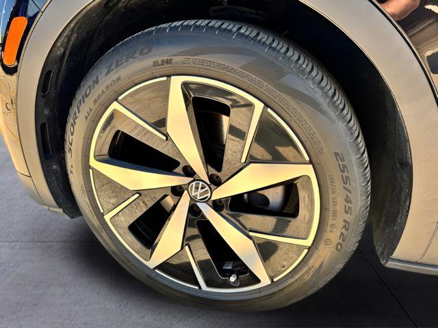 Used 2023 Volkswagen ID.4 Pro S image 5