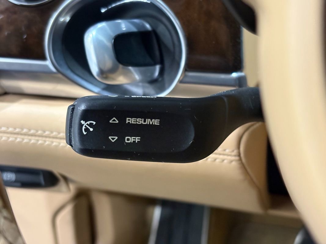 Used 2015 Porsche Panamera GTS w/ Premium Package Plus image 16