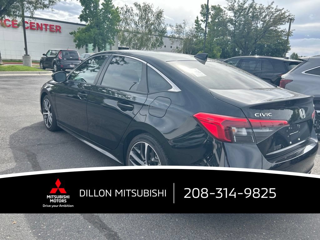 Used 2022 Honda Civic Touring image 8