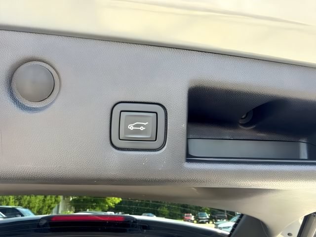 Used 2024 Chevrolet Equinox Premier AWD/4WD image 20