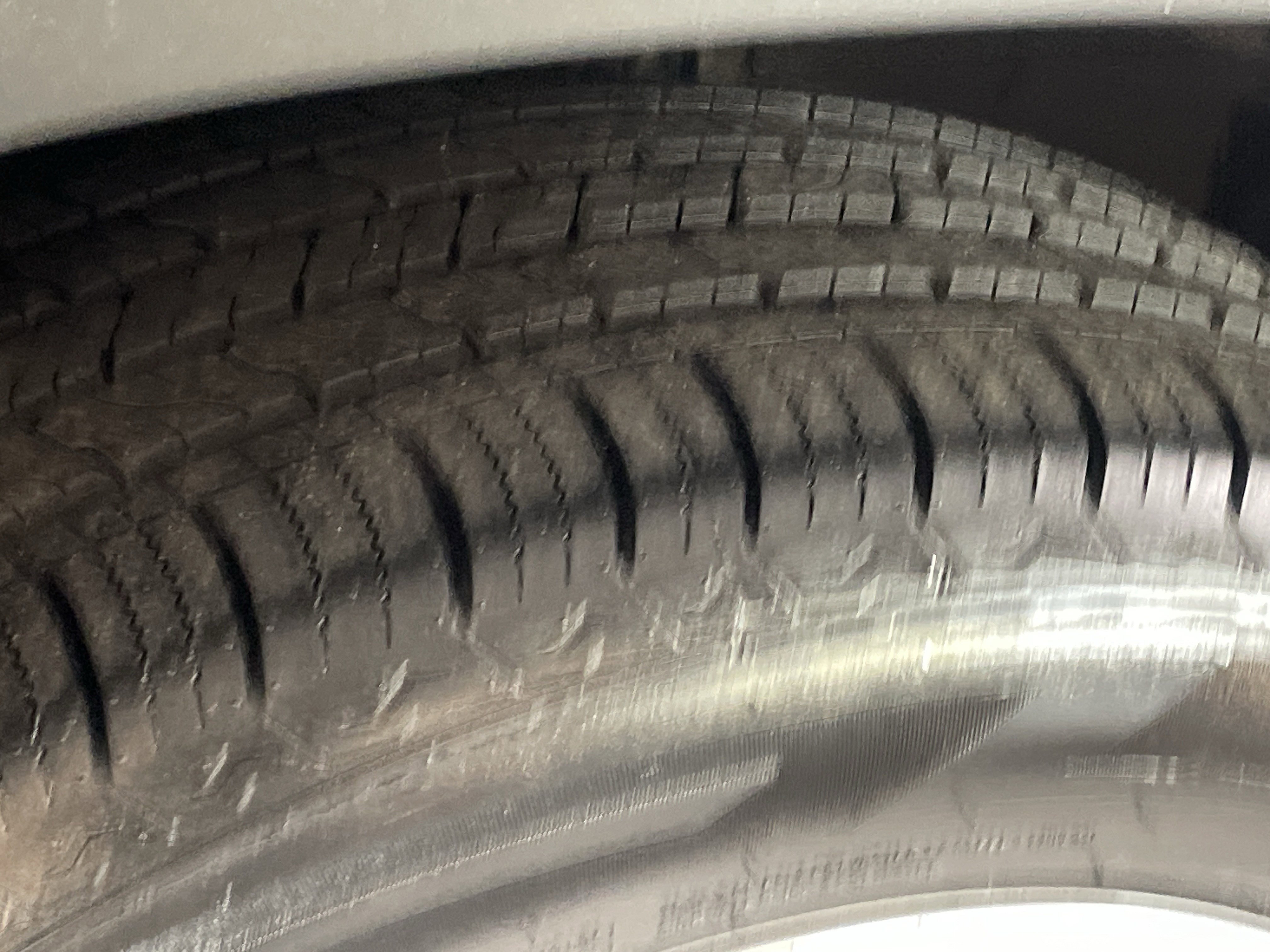 Used 2016 Toyota Highlander Limited image 11