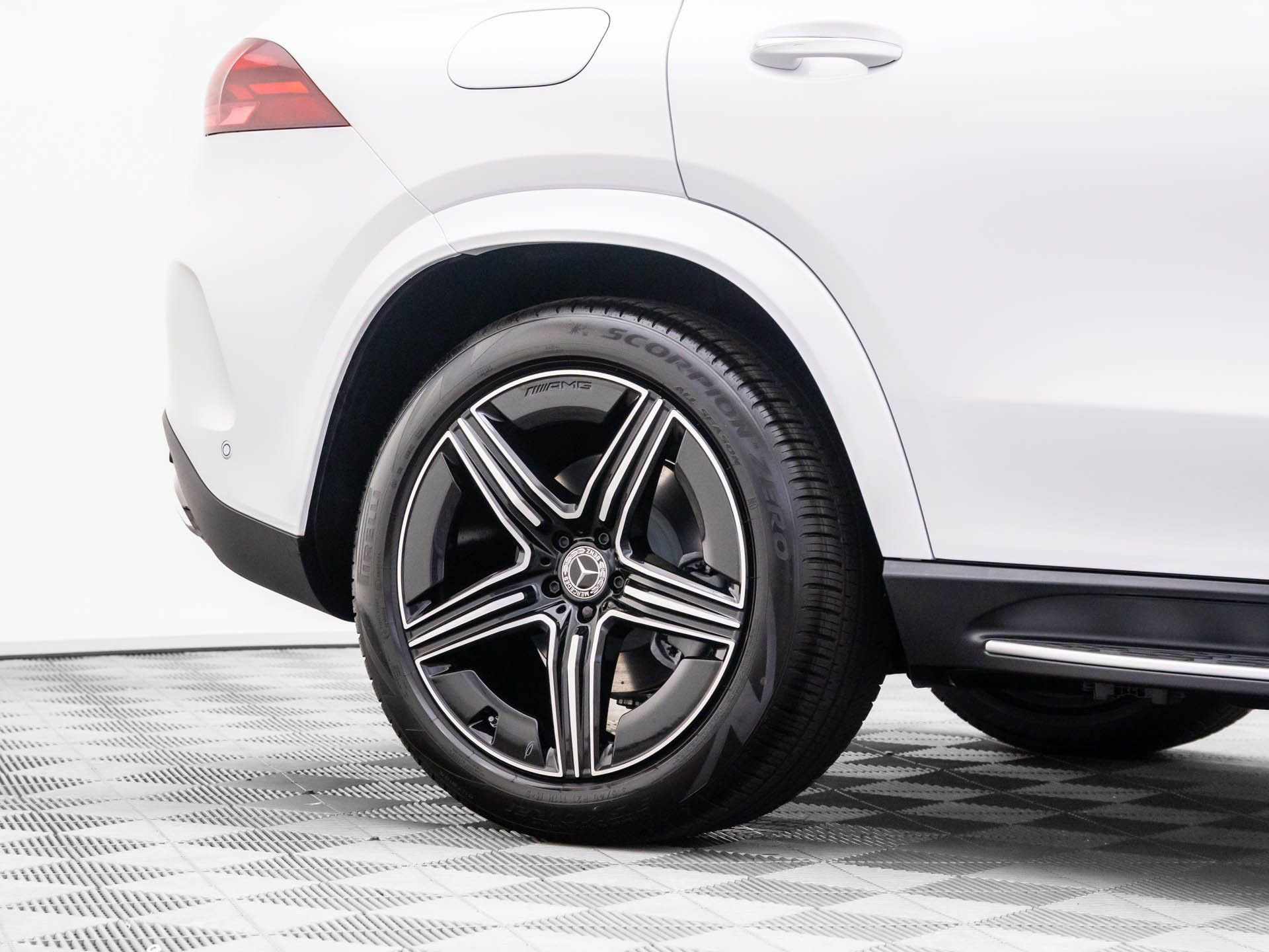 New 2026 Mercedes-Benz GLE 450 4MATIC image 28