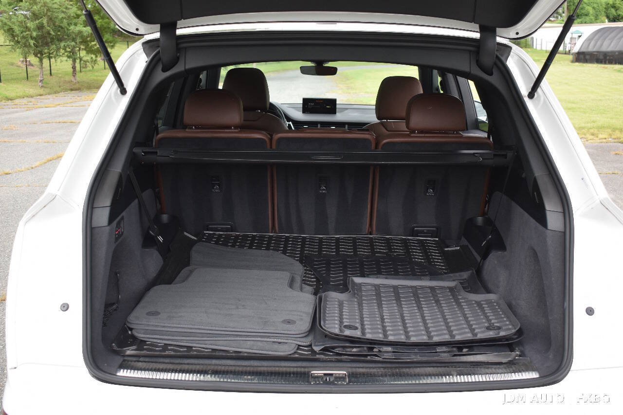 Used 2019 Audi Q7 3.0T Premium w/ Convenience Package AWD/4WD image 36