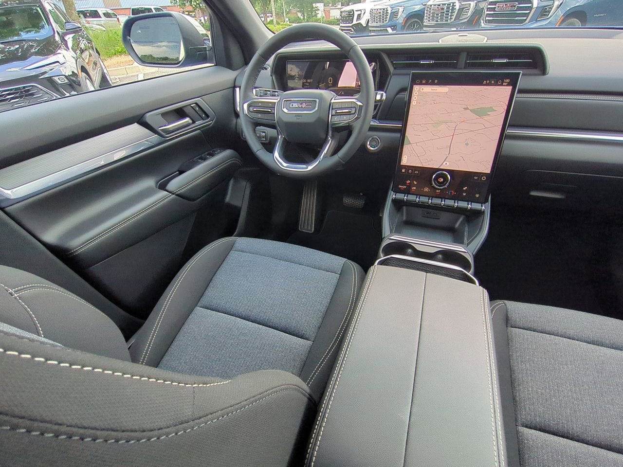 Used 2026 GMC Terrain Elevation w/ Technology Package II image 9