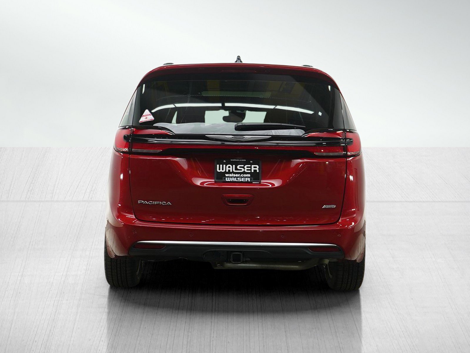 Used 2025 Chrysler Pacifica Pinnacle w/ Trailer Tow Group image 4