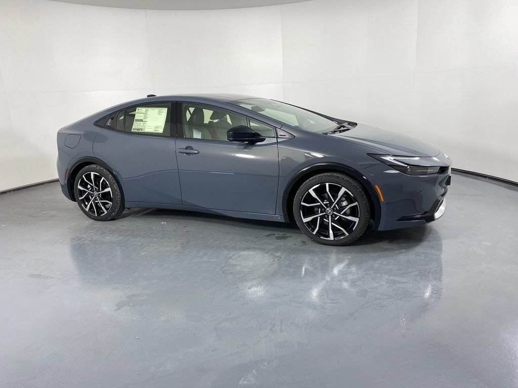 New 2026 Toyota Prius Plug-In Hybrid image 3