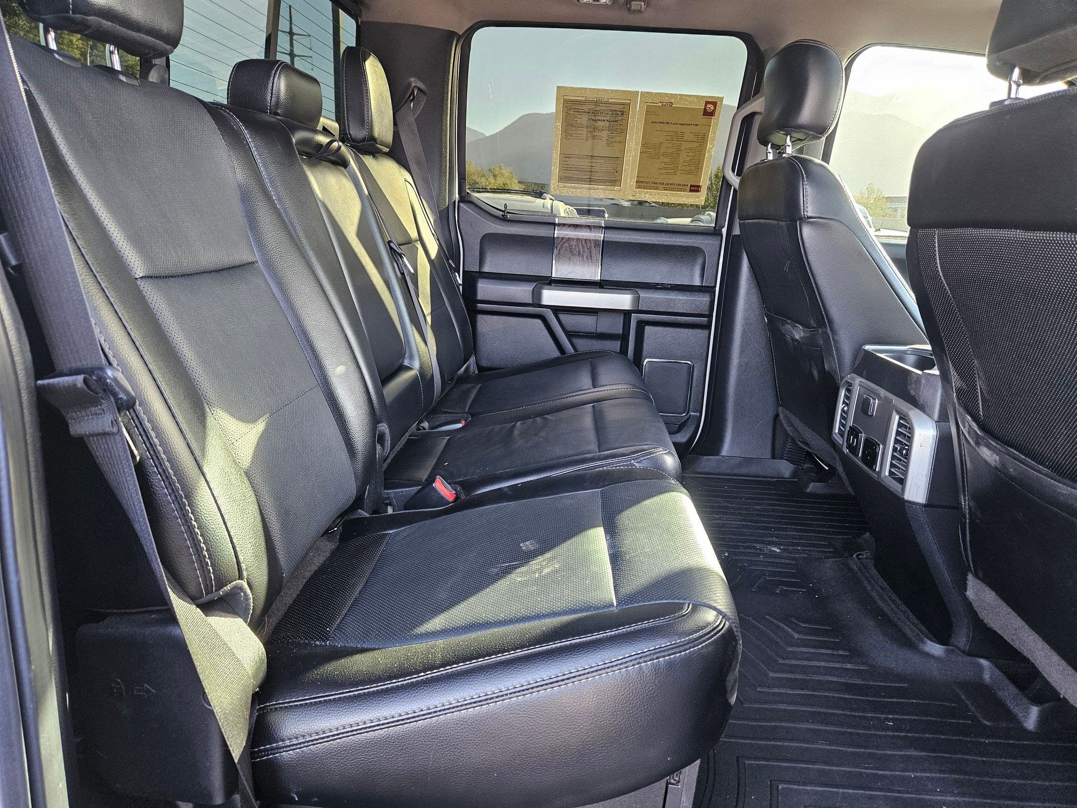 Used 2017 Ford F350 Lariat w/ Lariat Ultimate Package AWD/4WD image 33