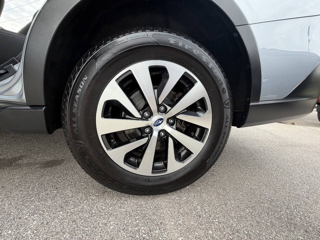Used 2022 Subaru Outback Premium AWD/4WD image 28