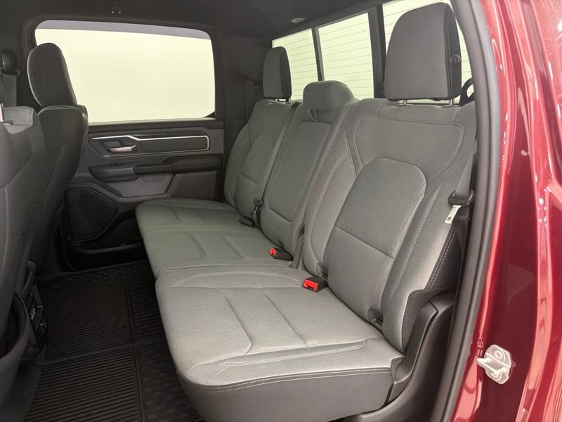 Used 2022 RAM 1500 Big Horn AWD/4WD image 11