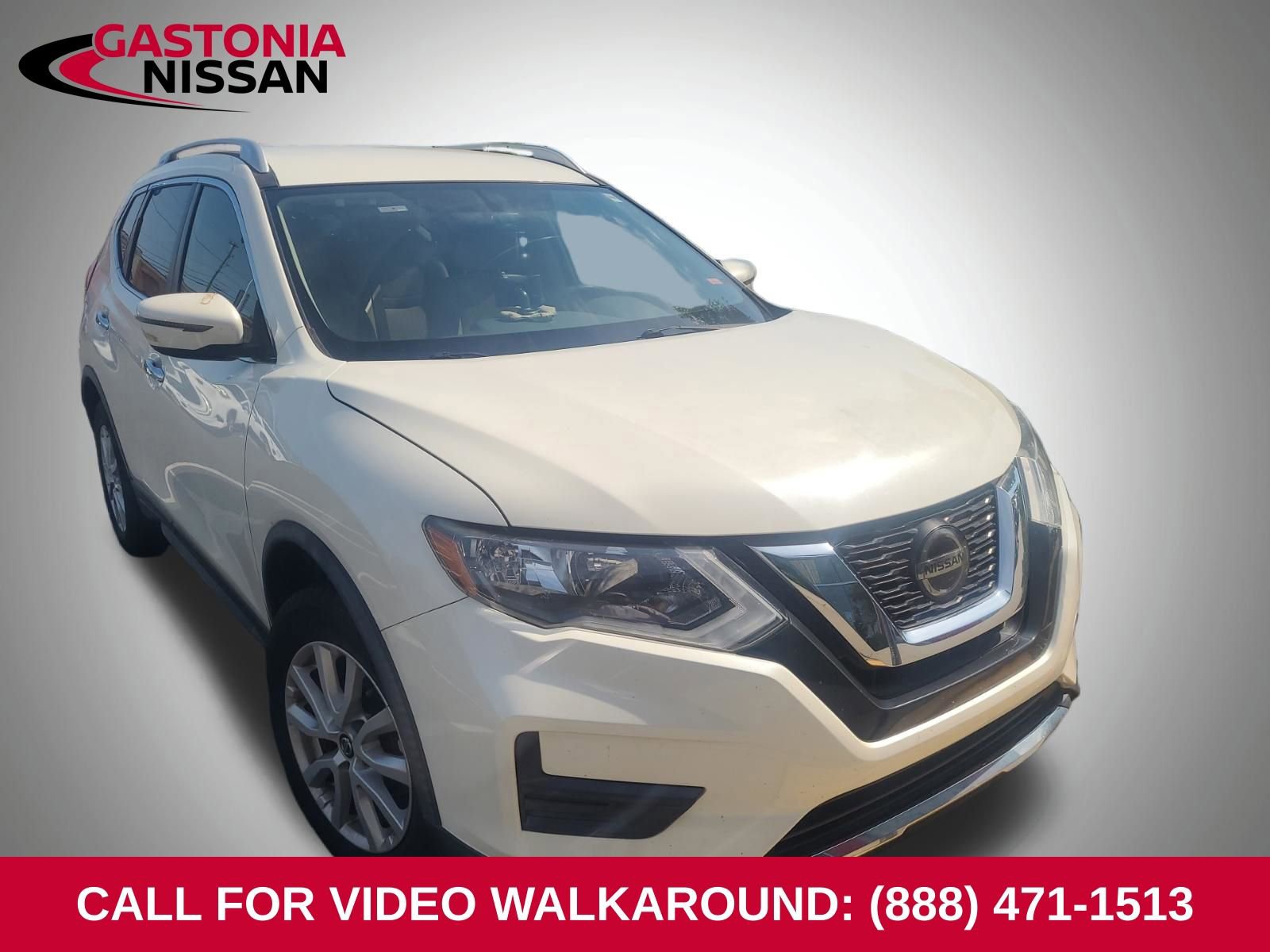 Used 2018 Nissan Rogue SV FWD image 3