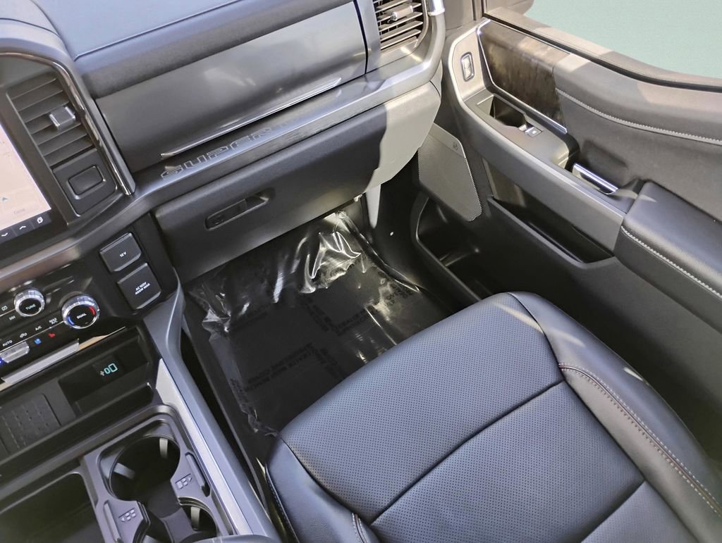 Used 2024 Ford F250 Lariat image 18