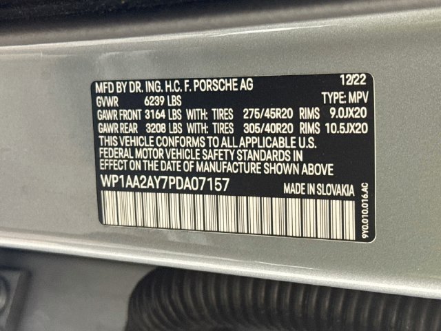 Used 2023 Porsche Cayenne AWD/4WD image 36