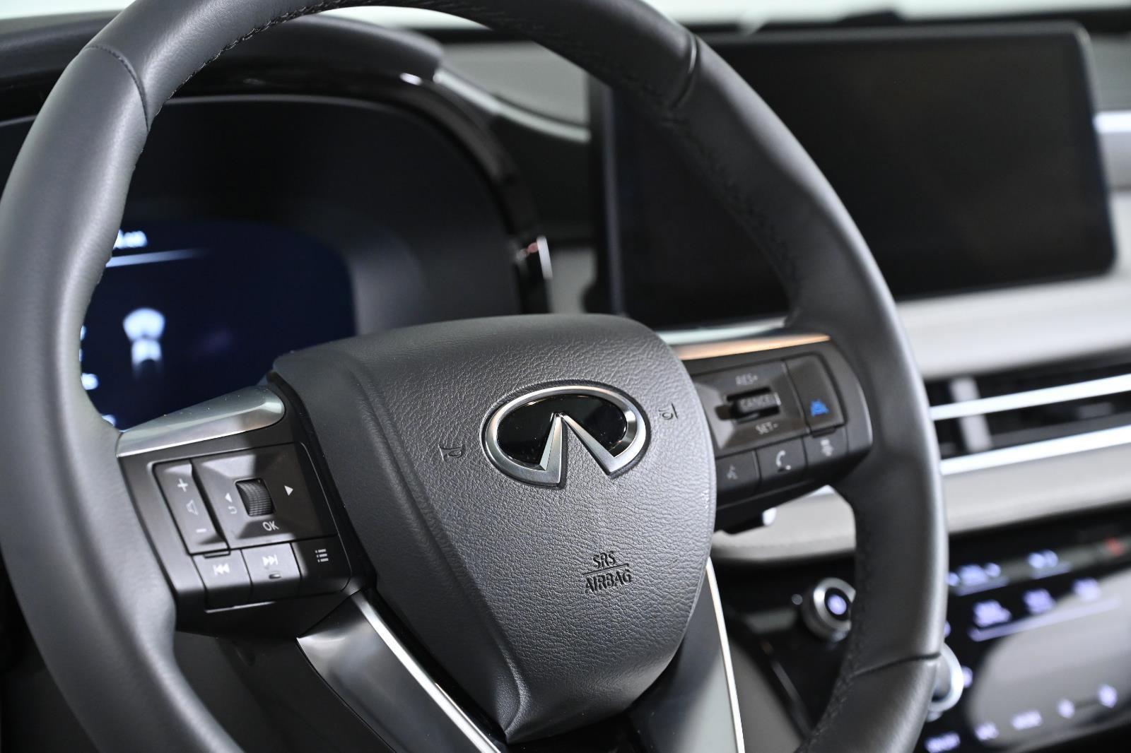 Certified 2026 INFINITI QX60 Luxe w/ Cargo Package image 13