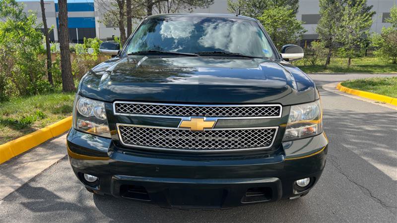 Used 2013 Chevrolet Avalanche LT RWD image 25
