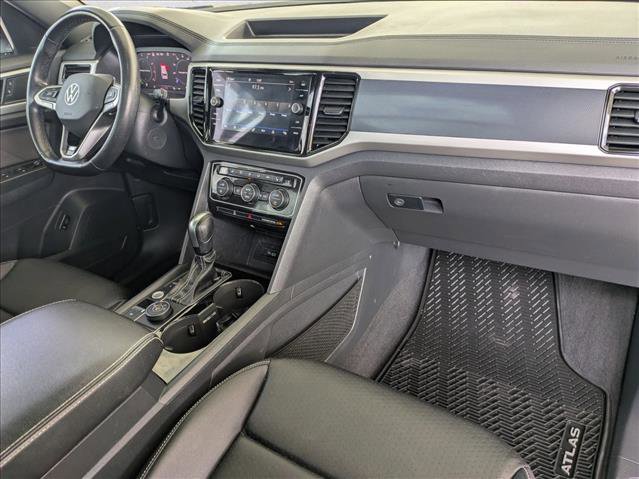 Used 2023 Volkswagen Atlas Cross Sport SEL R-Line image 23