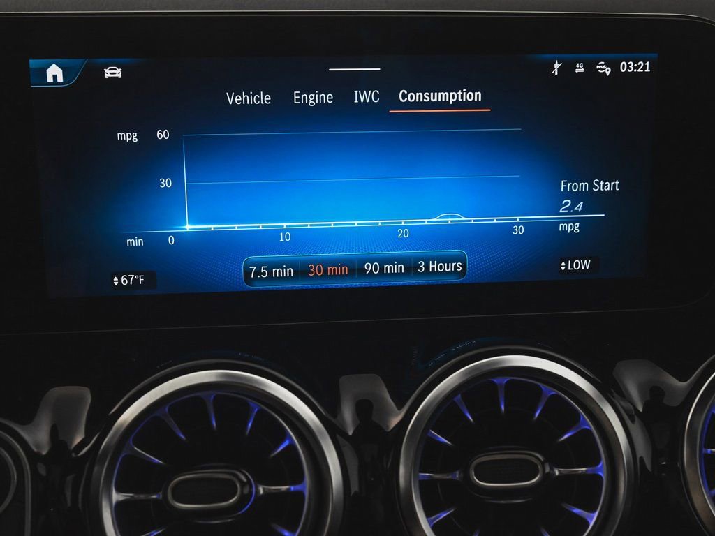 Used 2024 Mercedes-Benz GLA 35 AMG 4MATIC image 30