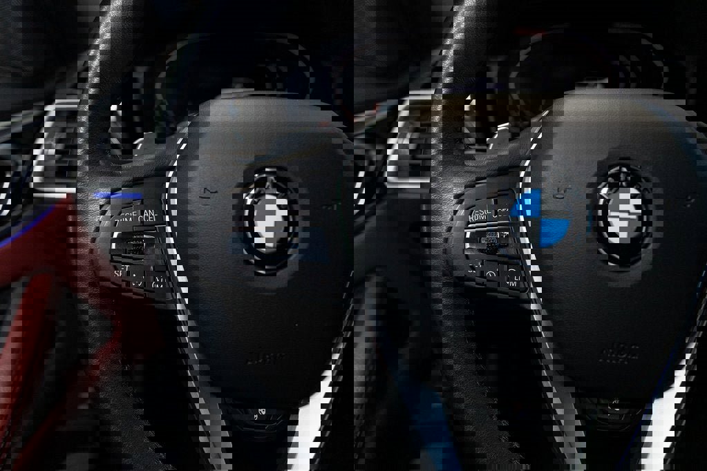 Used 2021 BMW 430i xDrive Coupe w/ Premium Package image 25