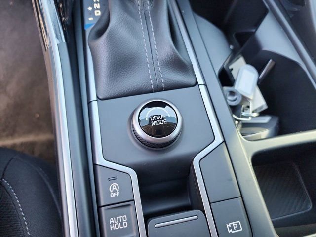 New 2026 Kia Sorento LX FWD image 19
