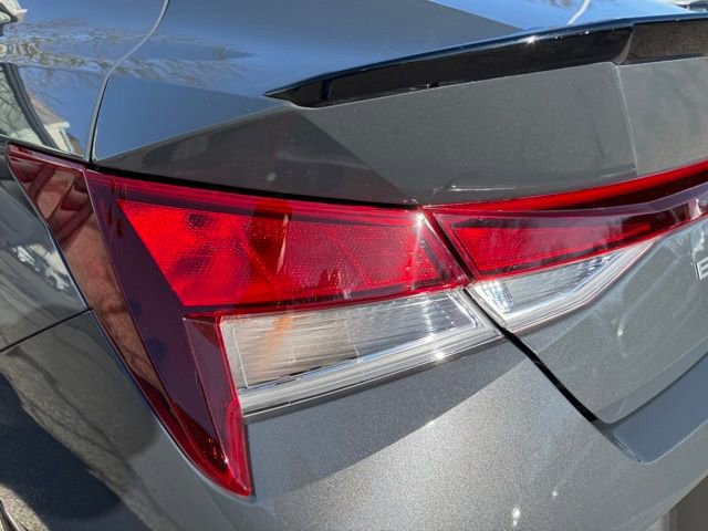 Certified 2025 Hyundai Elantra Sport image 35