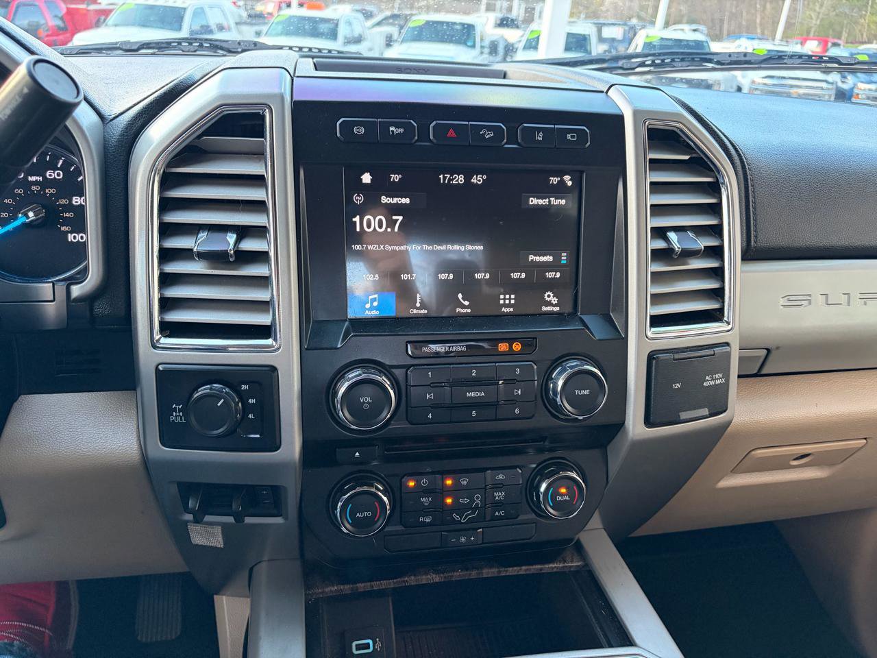 Used 2017 Ford F250 Lariat w/ Tow Technology Bundle AWD/4WD image 28