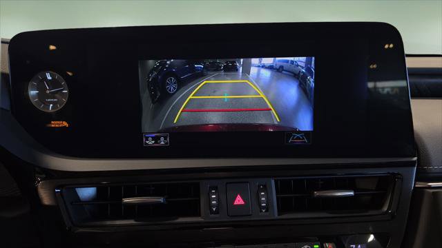 Certified 2022 Lexus ES 350 w/ Premium Package image 30