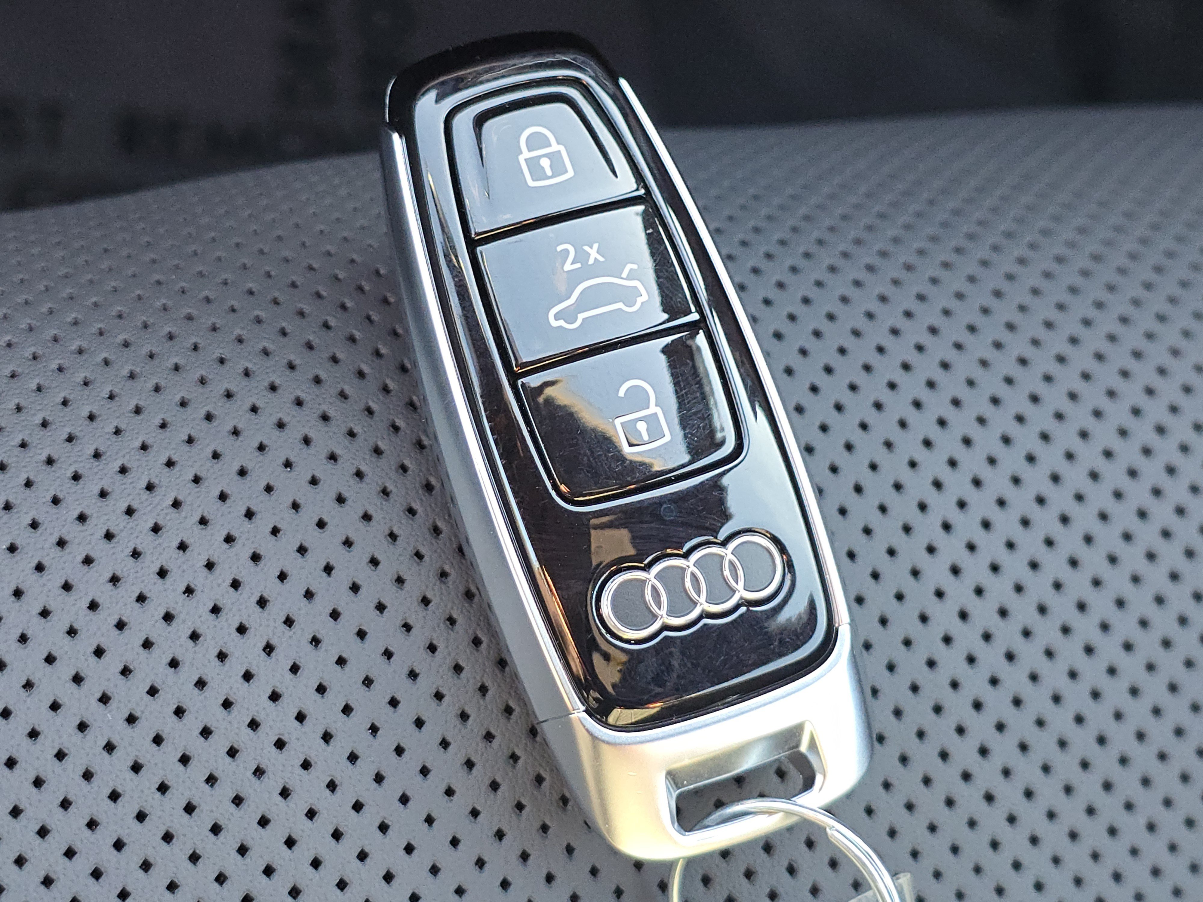 New 2026 Audi SQ7 Premium Plus AWD/4WD image 28