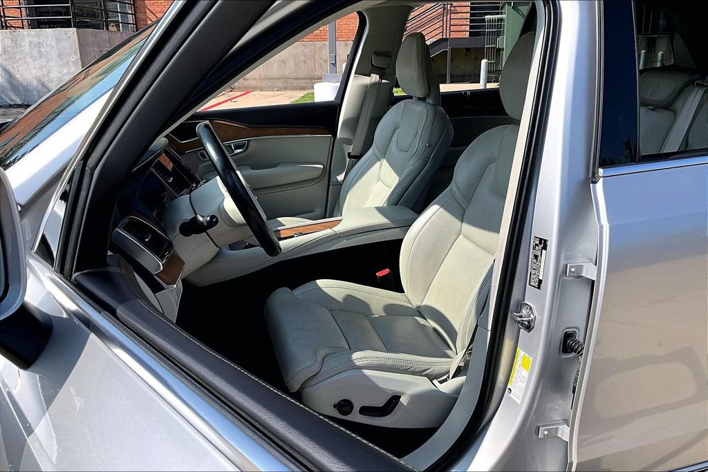 Used 2018 Volvo XC90 T6 Inscription w/ Convenience Package AWD/4WD image 29