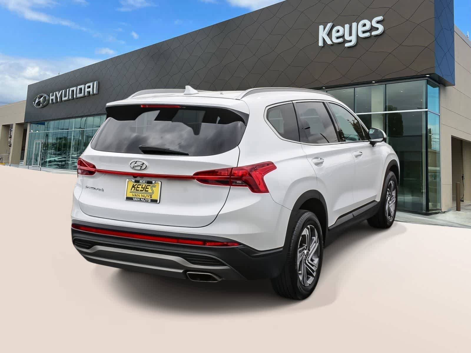 Certified 2023 Hyundai Santa Fe SEL FWD image 4