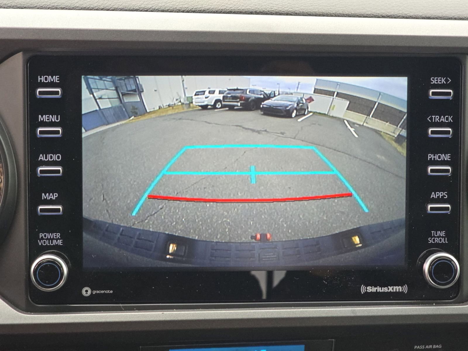 Used 2022 Toyota Tacoma TRD Off-Road image 31