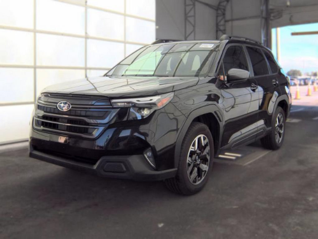 Used 2025 Subaru Forester Premium w/ Convenience Package #1 AWD/4WD image 2