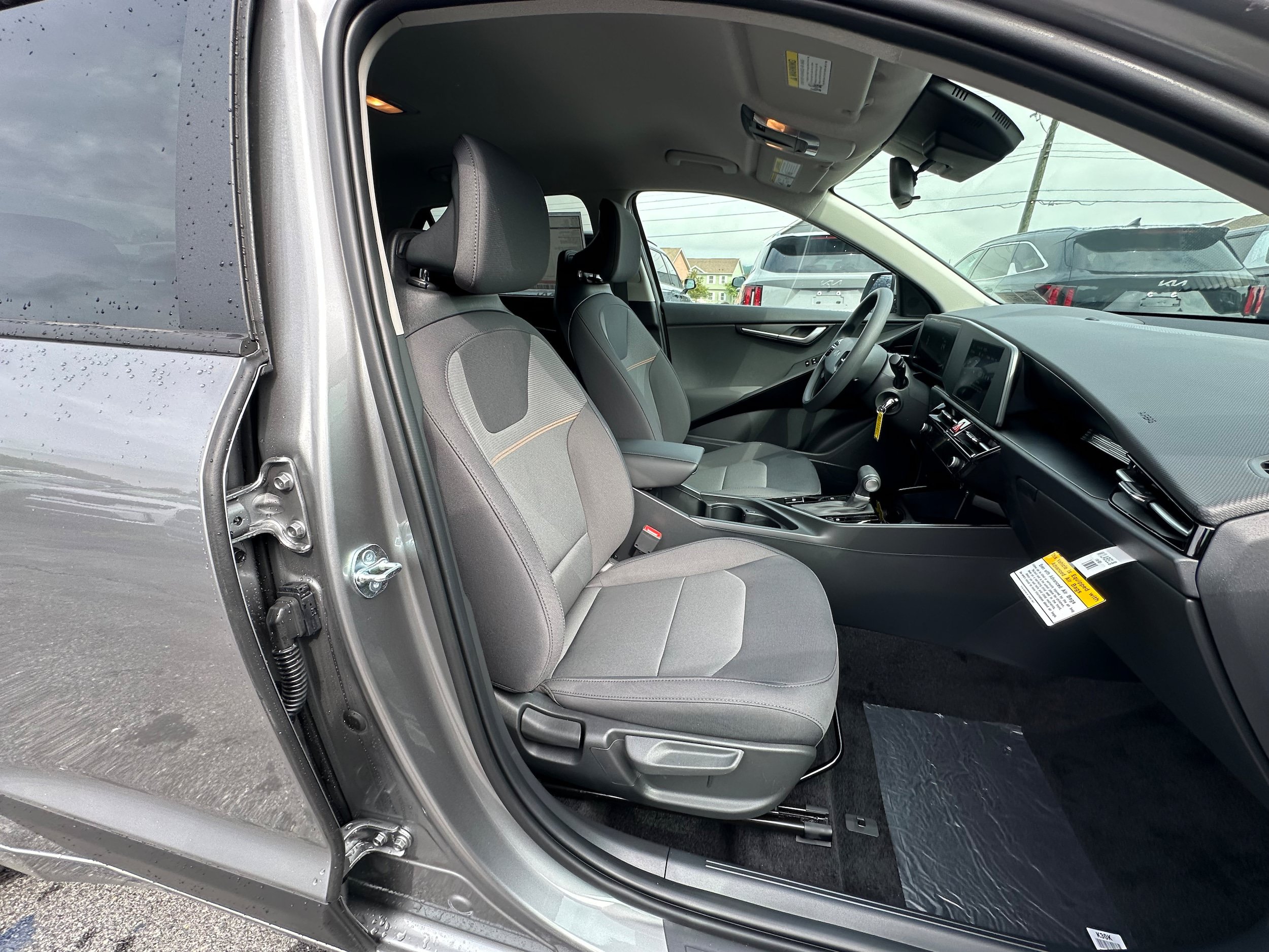 New 2026 Kia Niro LX FWD image 18