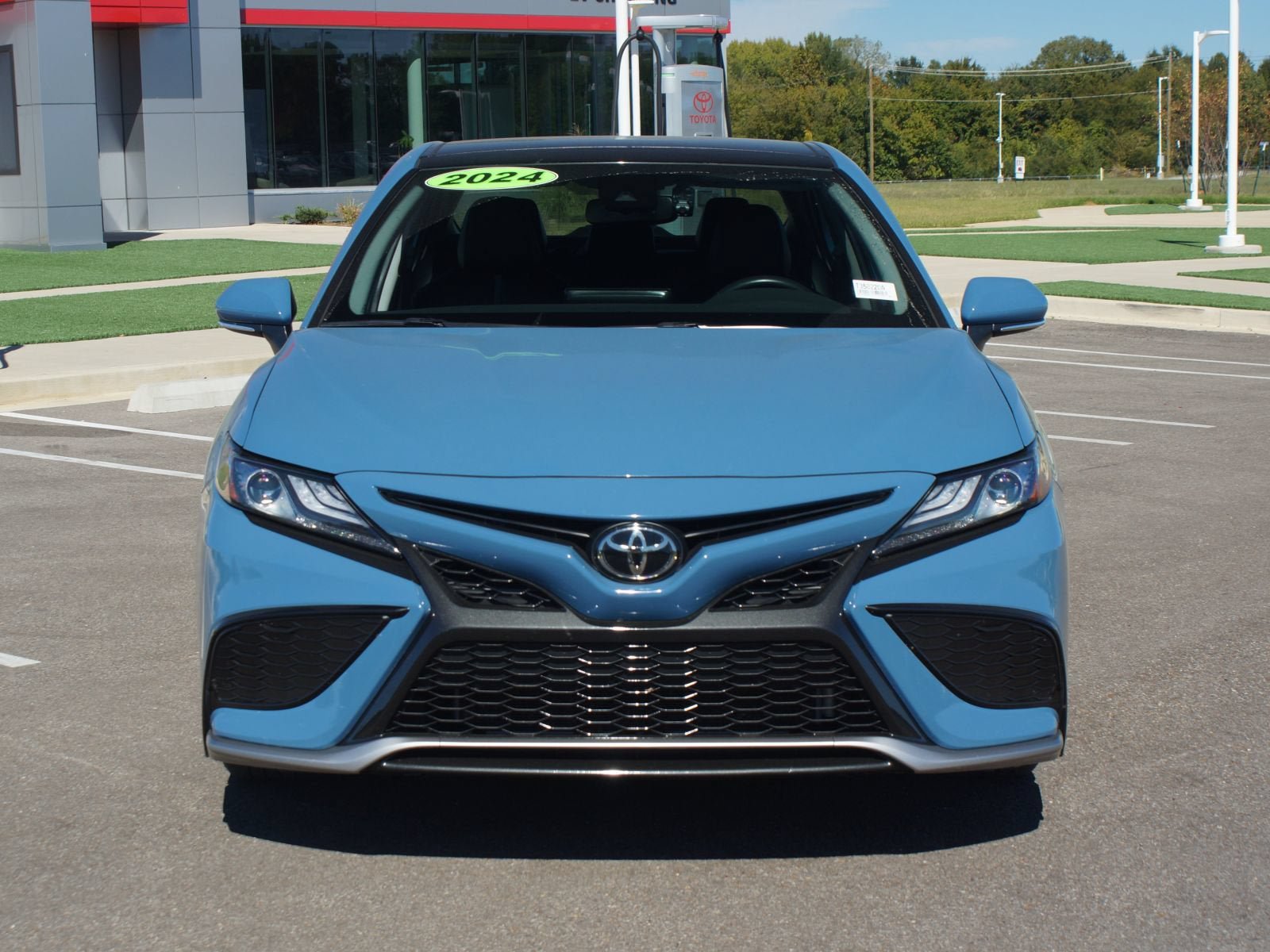 Used 2024 Toyota Camry XSE w/ Cold Weather Package FWD image 24