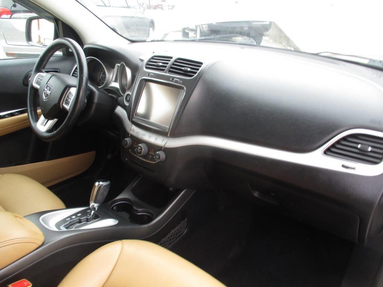 Used 2015 Dodge Journey Limited w/ Sun/Sound & Wheel Group AWD/4WD image 38