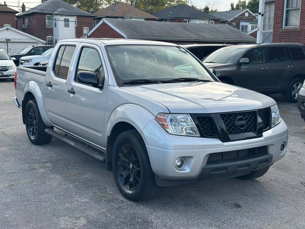 Used 2020 Nissan Frontier SV w/ Midnight Edition Floor Mats