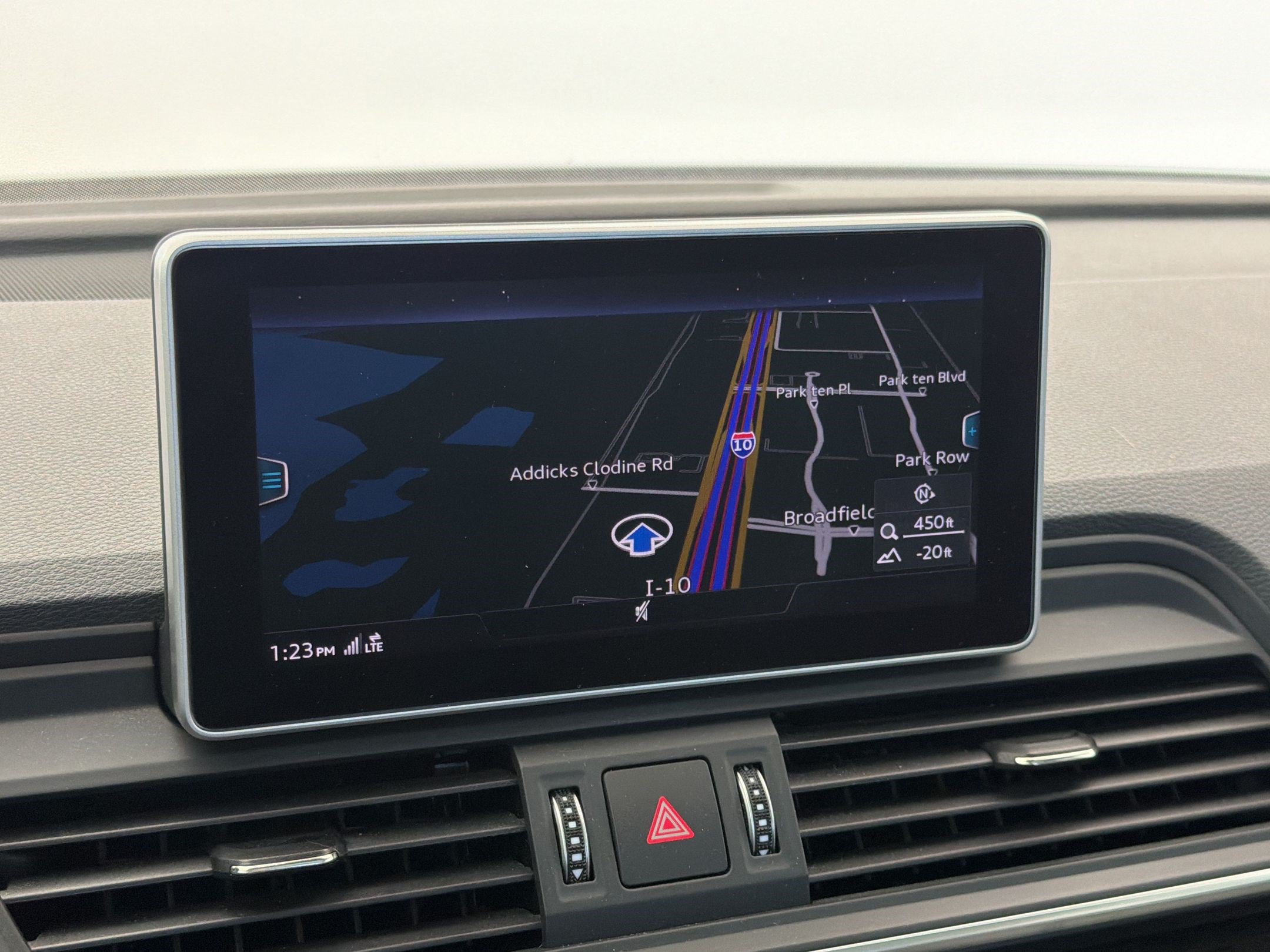 Used 2019 Audi Q5 Prestige w/ Prestige Package AWD/4WD image 19