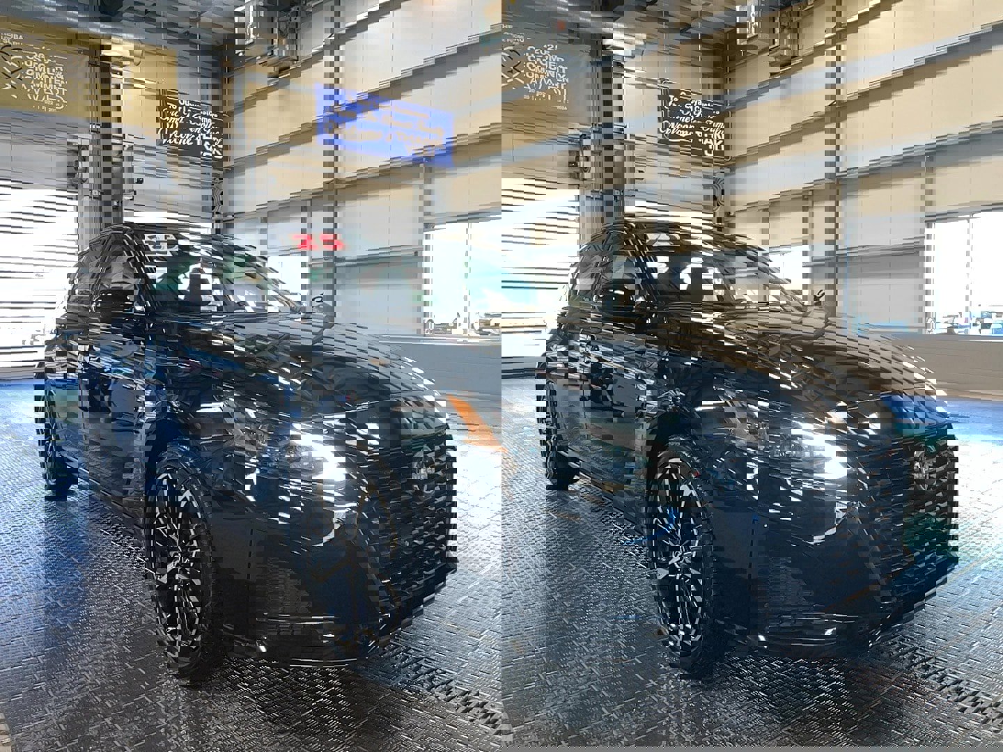 Used 2025 Nissan Altima 2.5 SR video 1