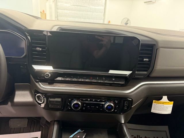 New 2026 GMC Sierra 1500 SLT w/ SLT Premium Plus Package image 17