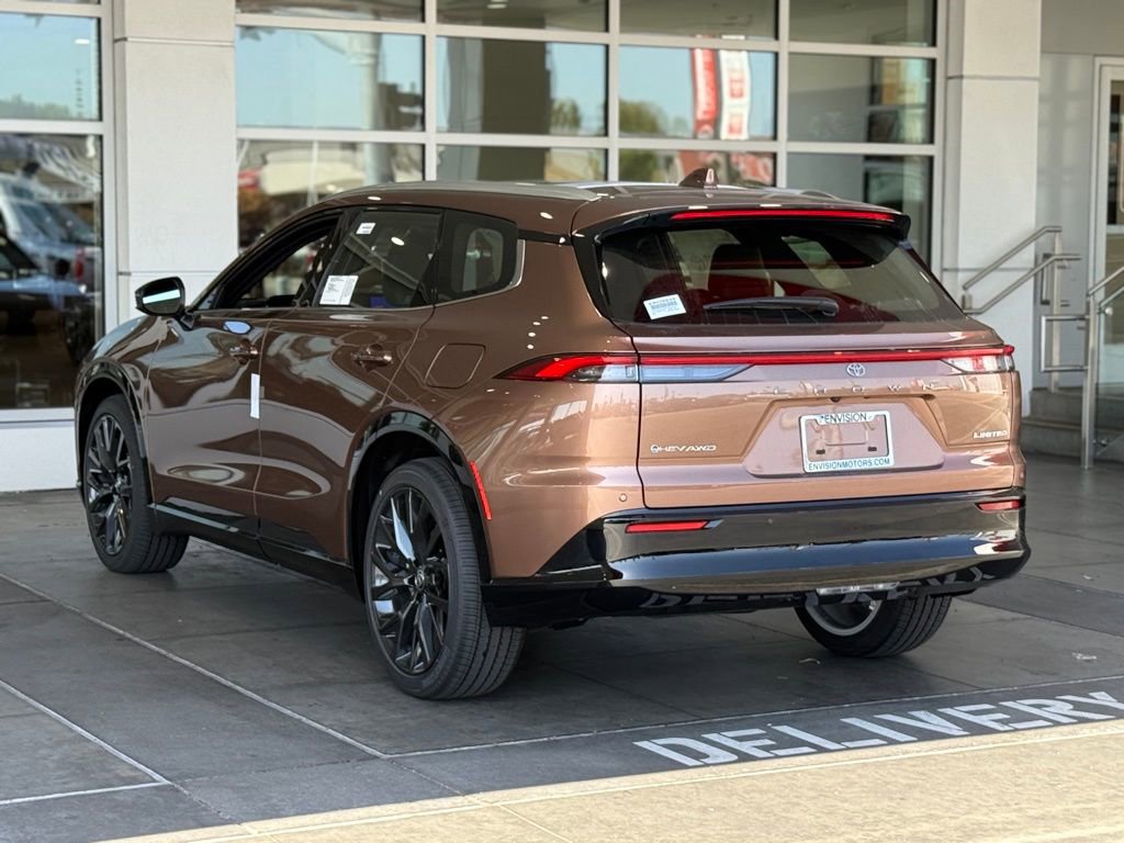 New 2025 Toyota Crown Signia image 9