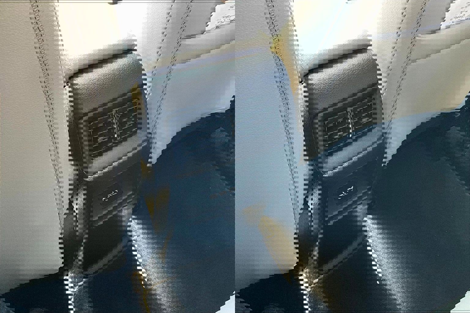 Used 2025 Honda CR-V EX-L image 25