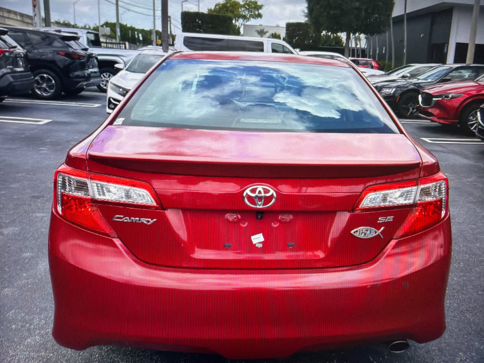 Used 2014 Toyota Camry SE FWD image 5