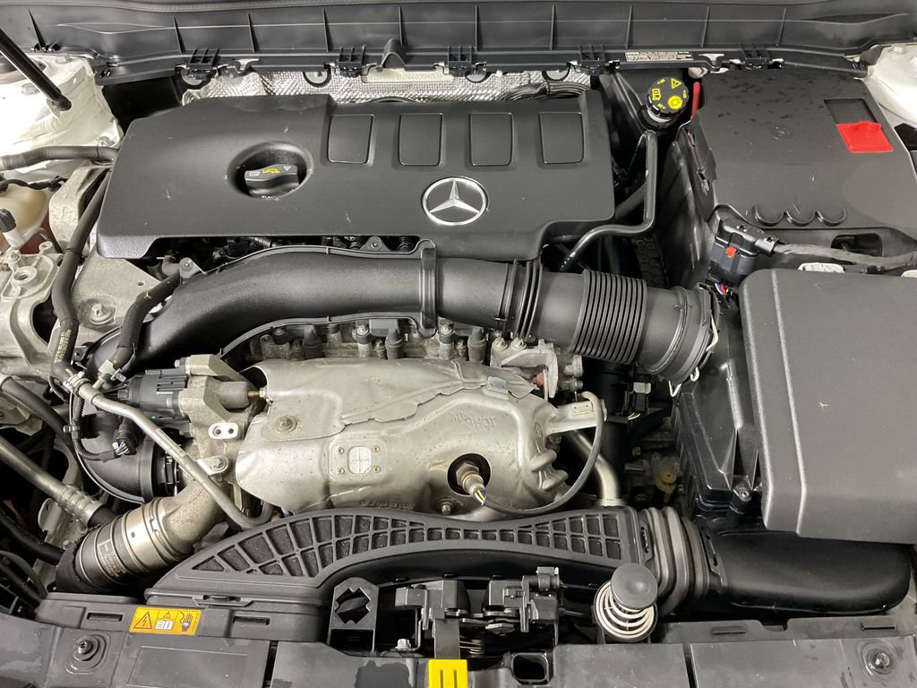 Used 2022 Mercedes-Benz GLB 250 4MATIC image 26