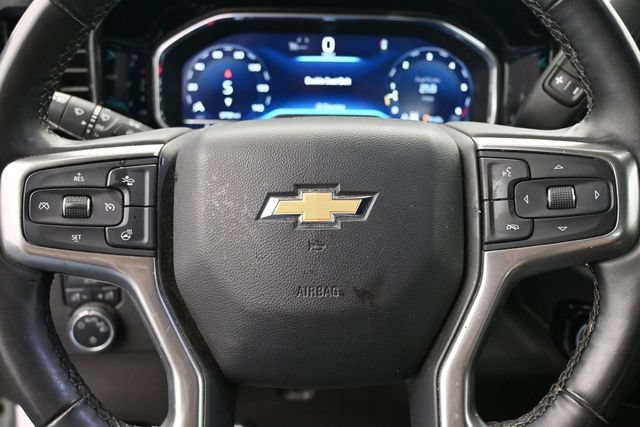Used 2025 Chevrolet Silverado 1500 LT AWD/4WD image 30