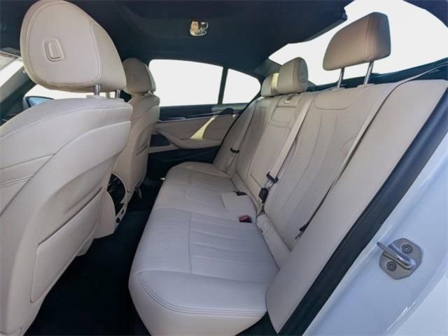 Used 2021 BMW 540i 540i w/ Premium Package image 15
