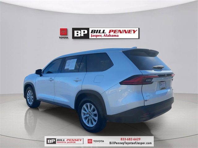 Used 2024 Toyota Grand Highlander XLE image 3