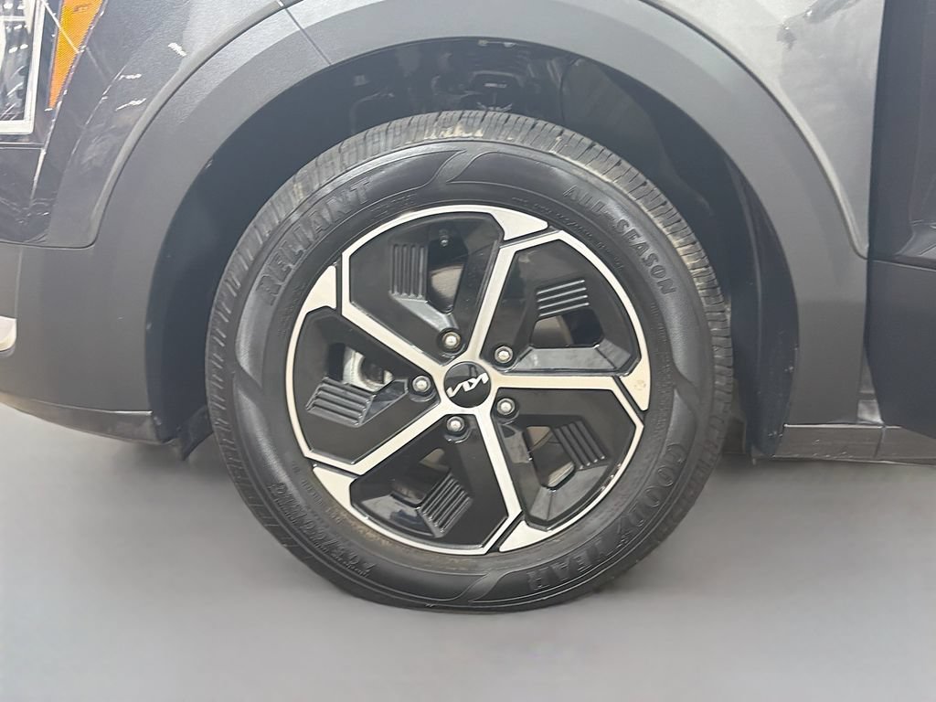 Used 2024 Kia Niro EX FWD image 31