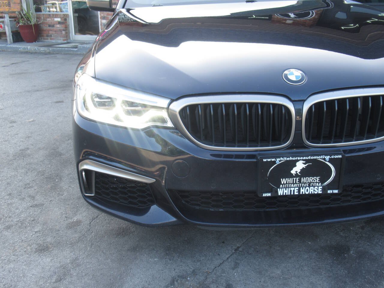 Used 2020 BMW M550i xDrive w/ Premium Package AWD/4WD image 3