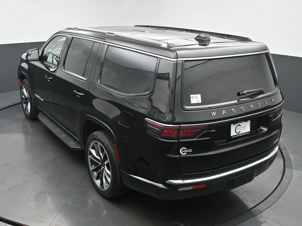 Used 2024 Jeep Wagoneer Series II w/ Premium Group I AWD/4WD image 46
